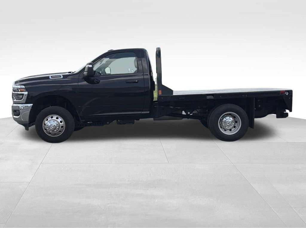 Used 2026 RAM 3500 Tradesman w/ Chrome Appearance Group AWD/4WD image 20