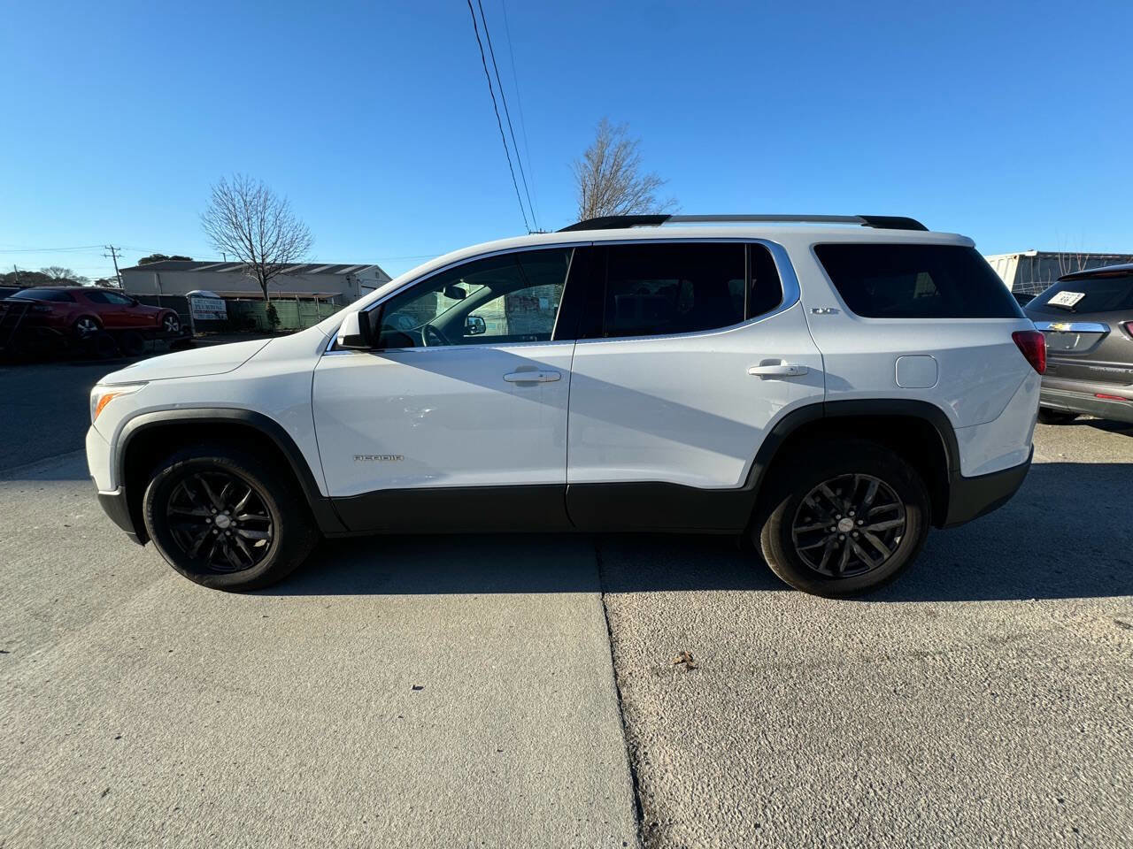 Used 2019 GMC Acadia SLT FWD image 10