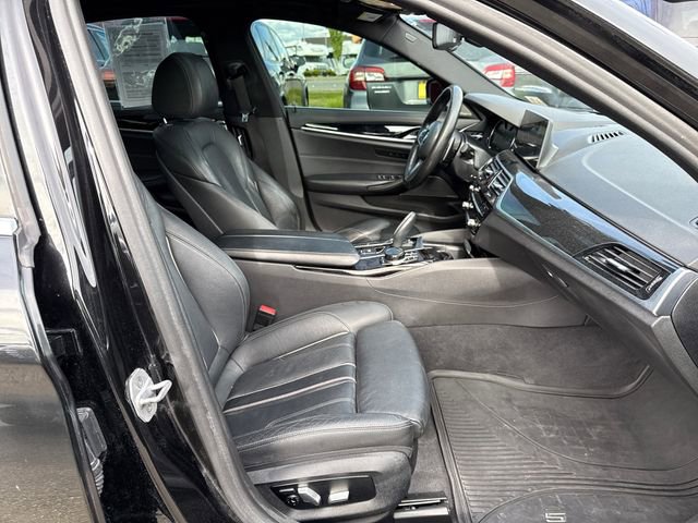 Used 2018 BMW 530i xDrive AWD/4WD image 9