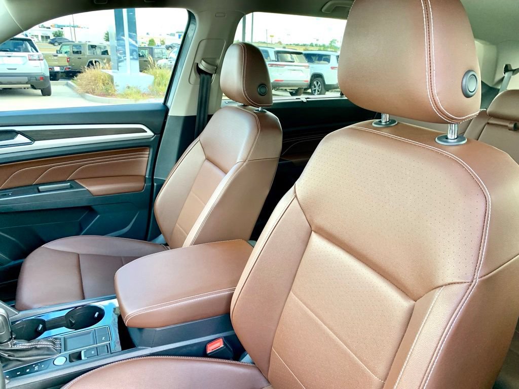 Used 2023 Volkswagen Atlas SE FWD image 12