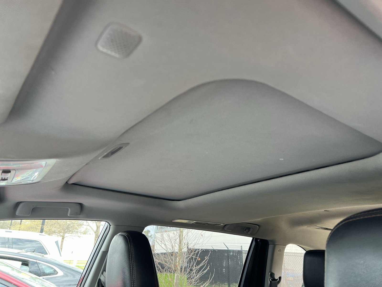 Used 2019 Toyota Highlander XLE image 18