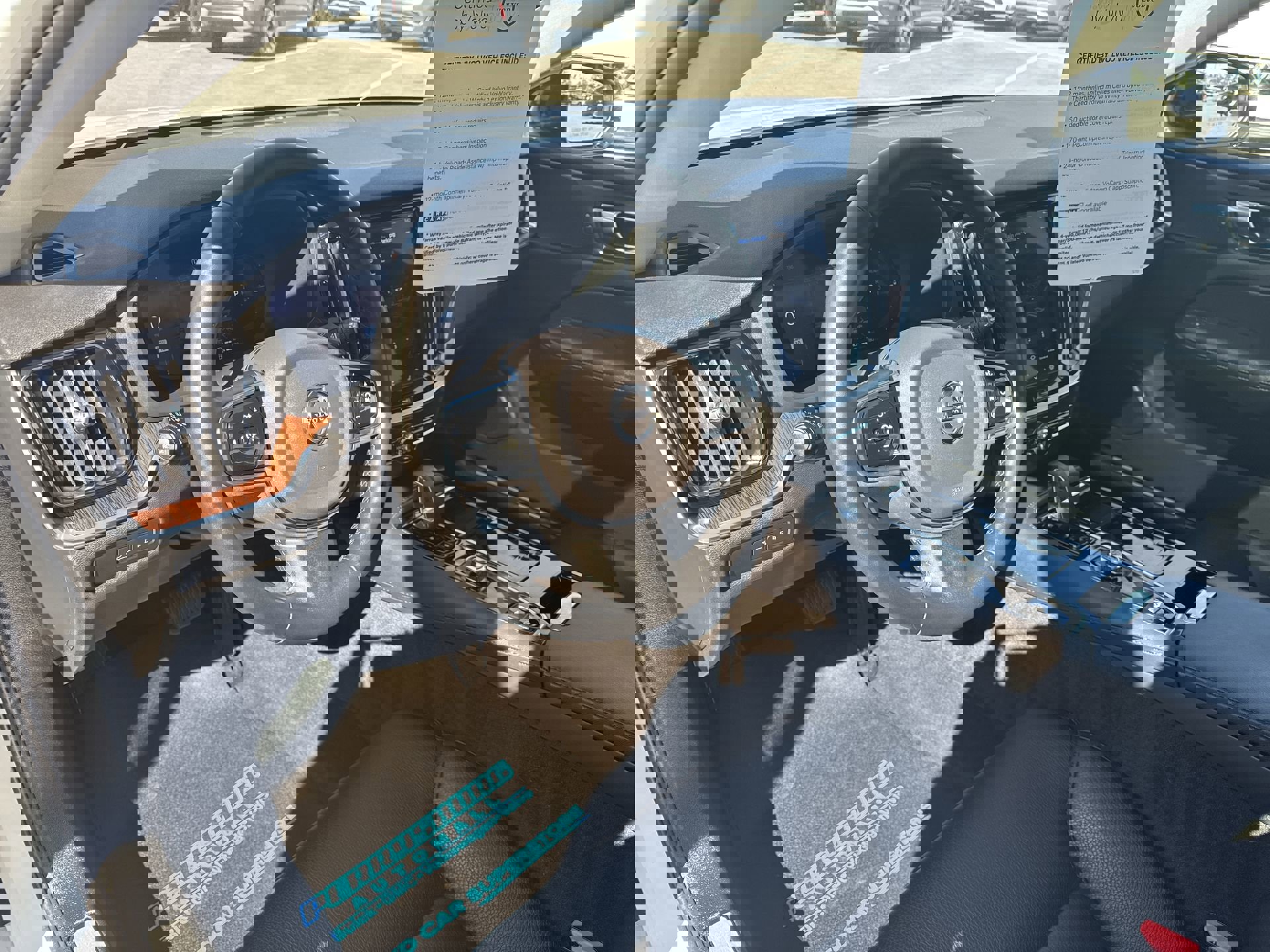 Used 2024 Volvo S60 T8 Plus w/ Climate Package image 10