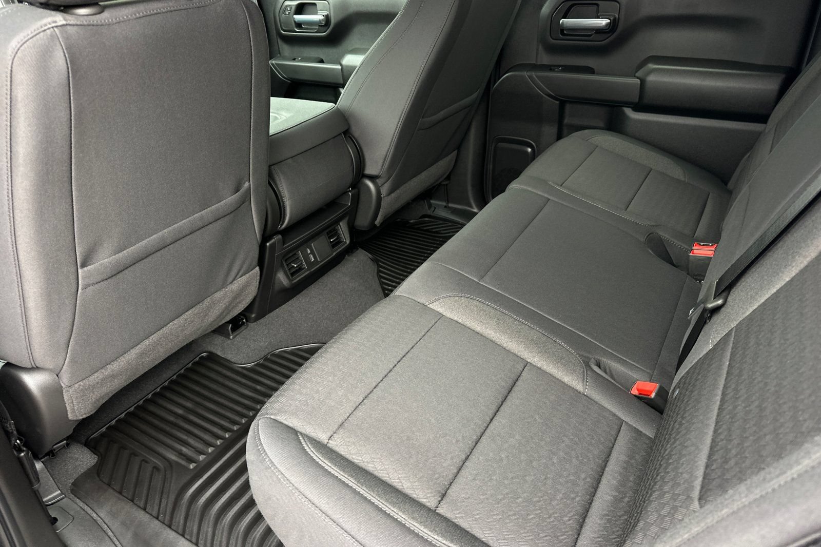 New 2026 Chevrolet Silverado 1500 Custom w/ LPO, Dark Essentials Package AWD/4WD image 12