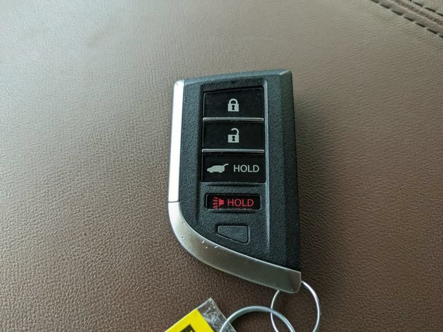 Used 2022 Acura MDX w/ Technology Package FWD image 32