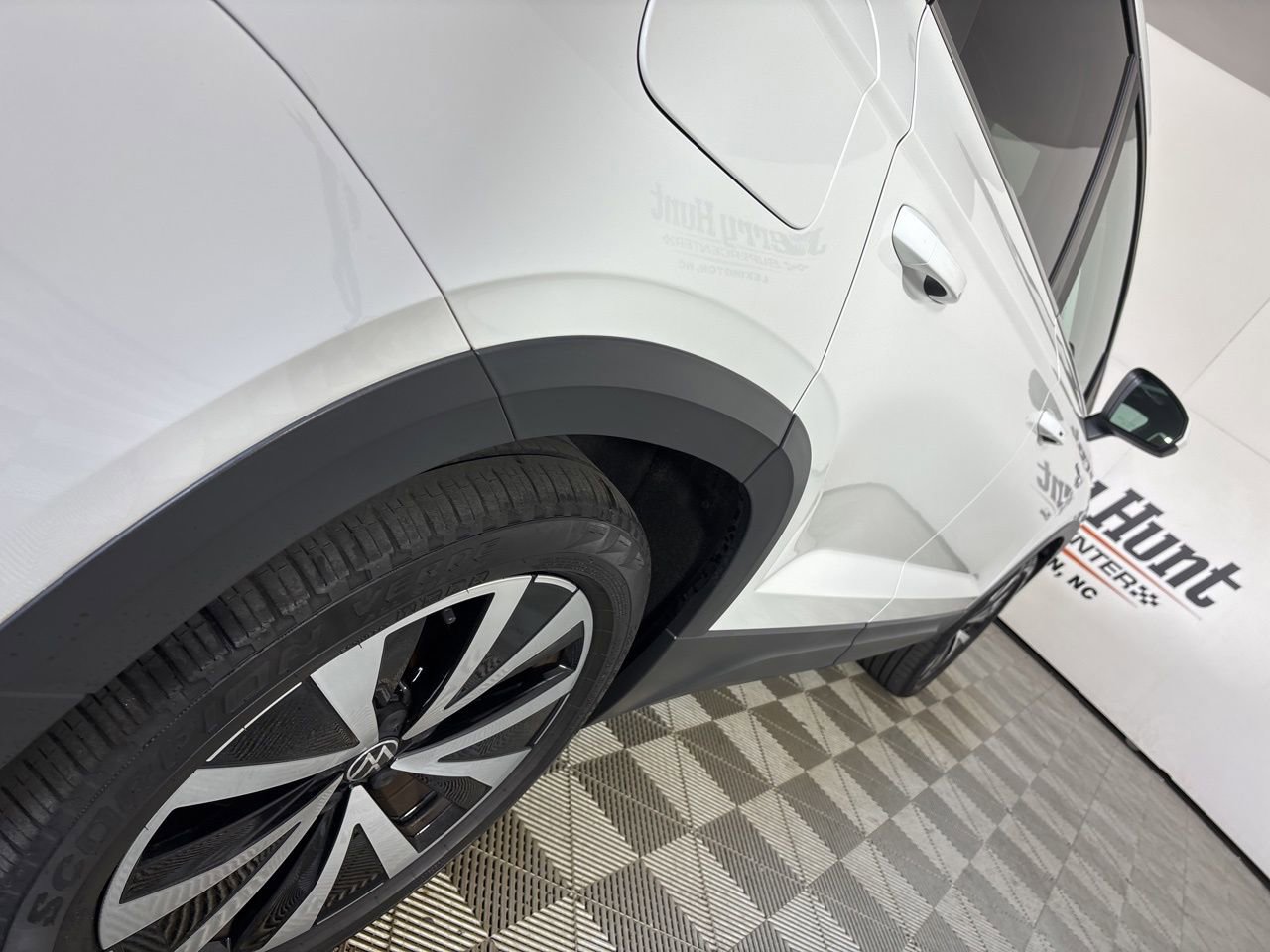 Used 2022 Volkswagen Taos SE w/ Panoramic Sunroof Package image 34