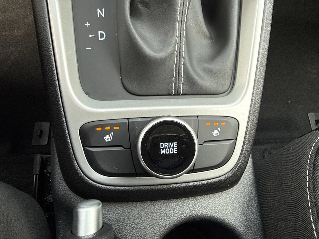 New 2026 Hyundai Venue SEL FWD image 29