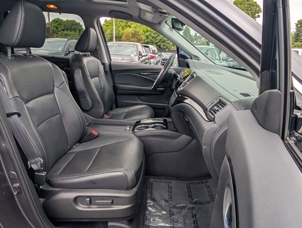 Used 2019 Honda Pilot Elite image 21