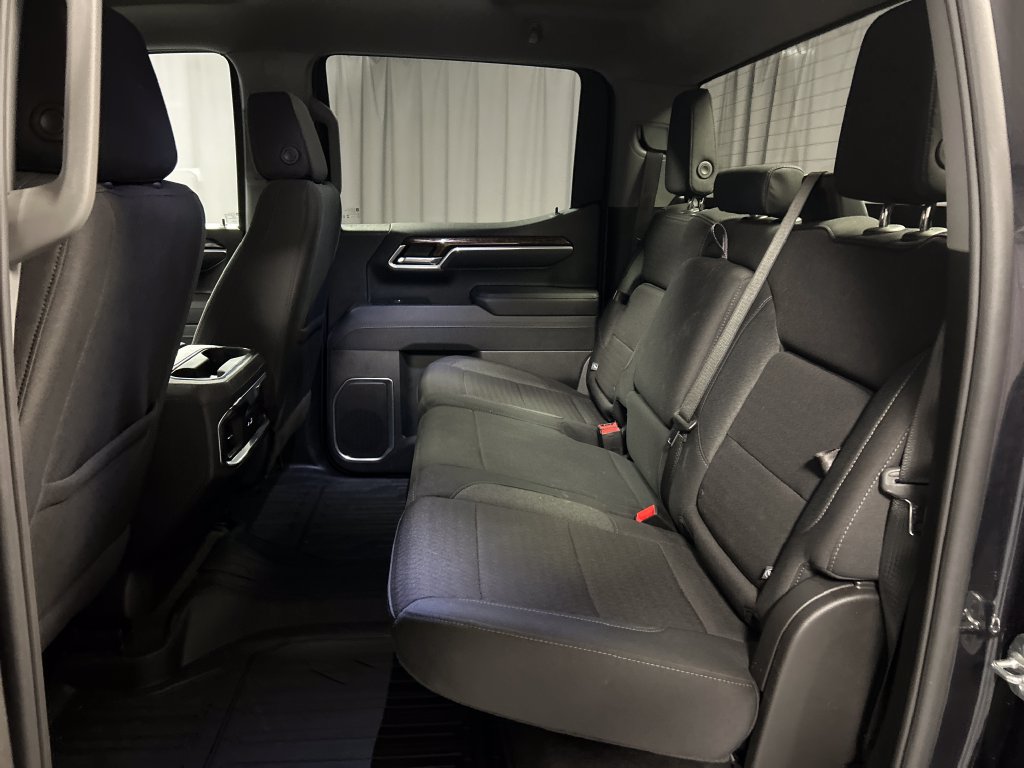 Used 2025 GMC Sierra 1500 Elevation w/ LPO, Elevation Black Package AWD/4WD image 23