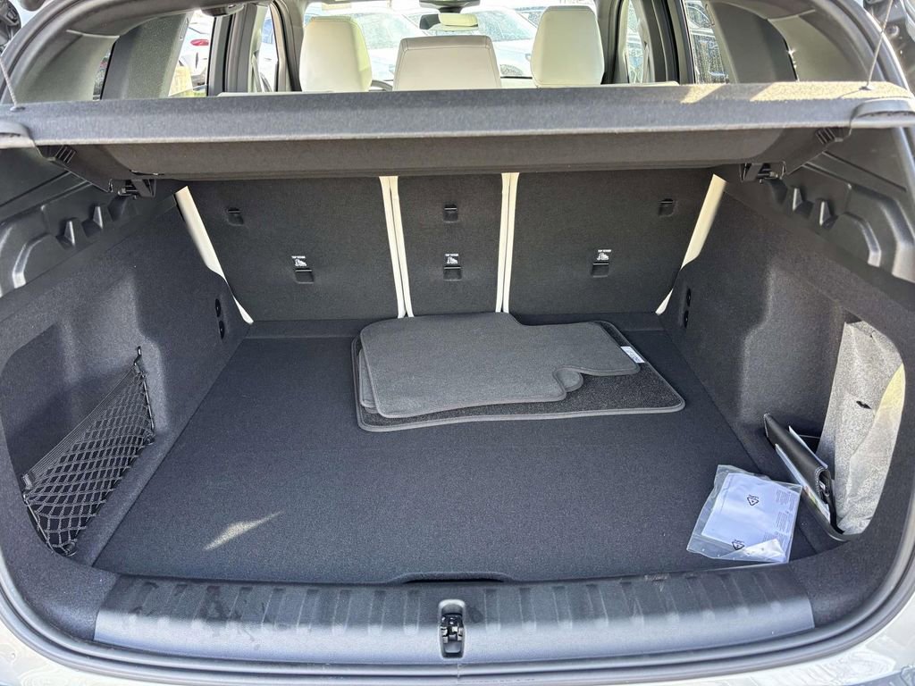 New 2026 BMW X1 xDrive28i w/ Convenience Package image 9