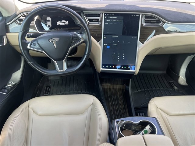 Used 2015 Tesla Model S 85 image 24