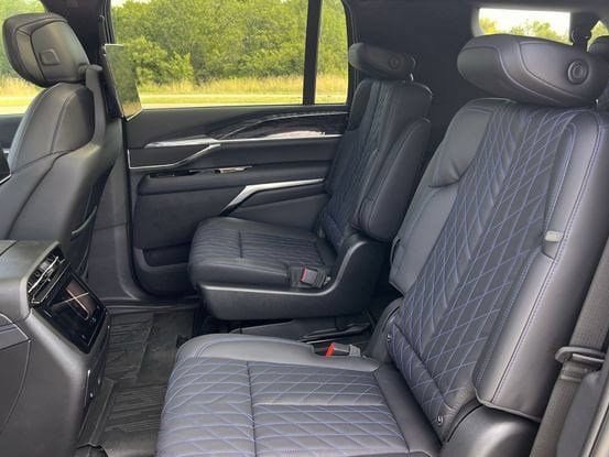 New 2026 Cadillac Escalade IQL Sport 1 w/ LPO, Floor Liner Package AWD/4WD image 27