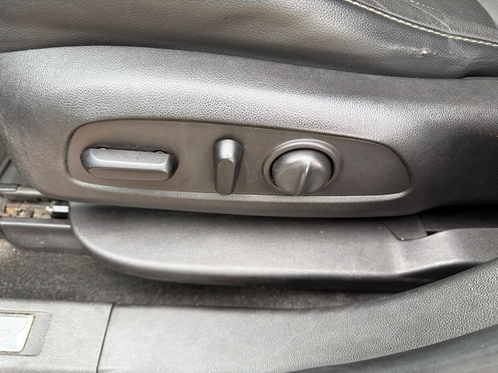 Used 2017 GMC Acadia SLT image 31