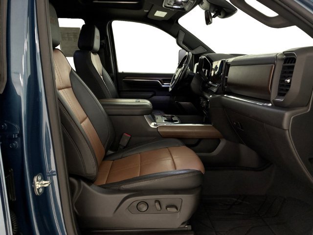 Certified 2024 Chevrolet Silverado 3500 High Country w/ Technology Package AWD/4WD image 14