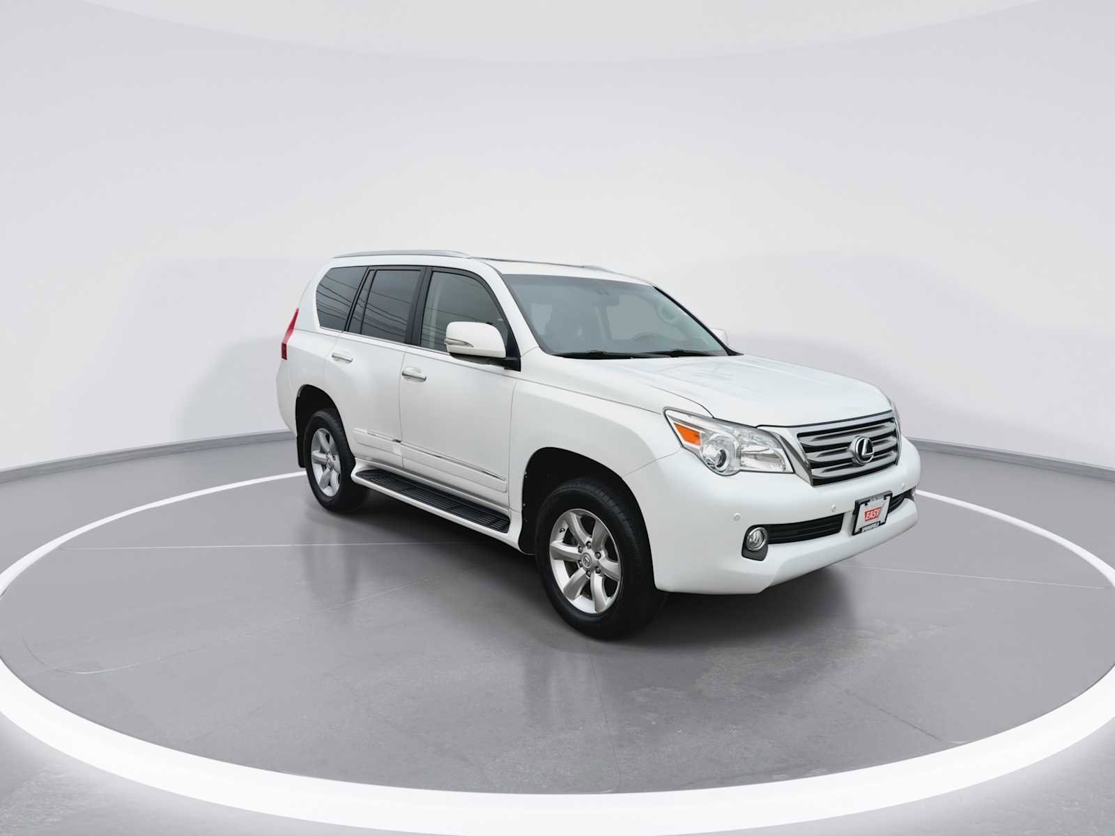 Used 2013 Lexus GX 460 w/ Convenience Pkg image 2