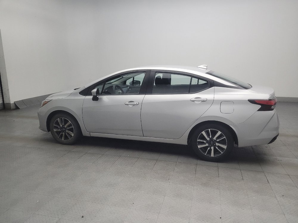Used 2025 Nissan Versa SV FWD image 2