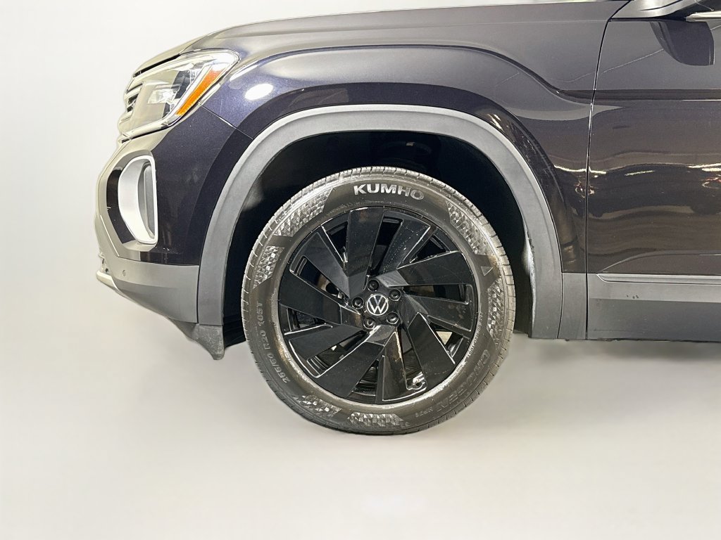 Used 2024 Volkswagen Atlas SE FWD image 23