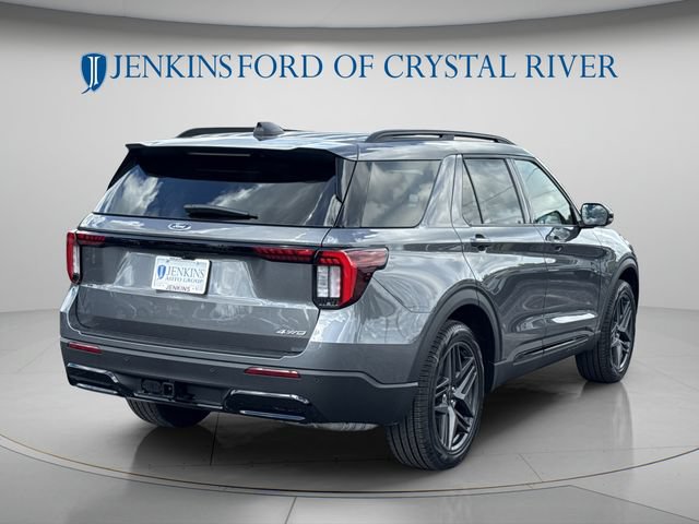 New 2026 Ford Explorer ST-Line w/ ST-Line Street Pack AWD/4WD image 3