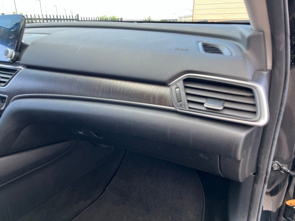 Certified 2019 Honda Accord EX image 29