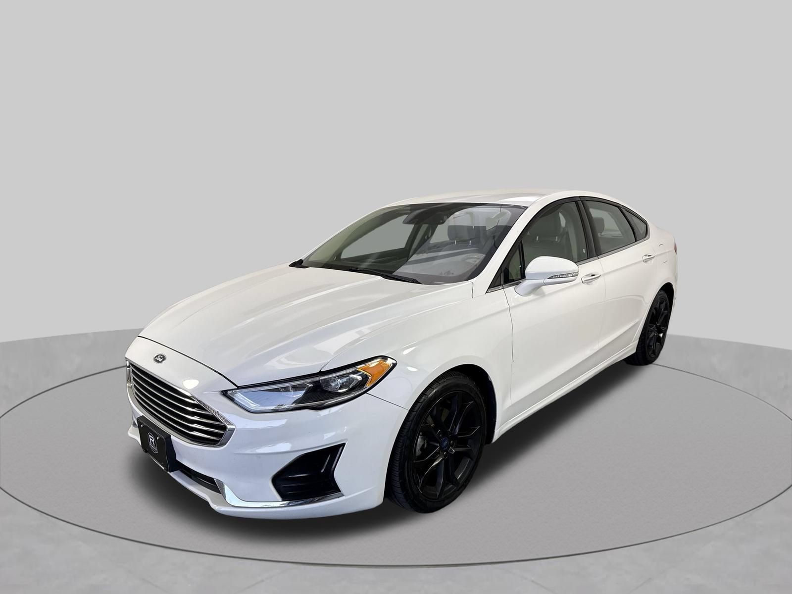 Used 2020 Ford Fusion SEL FWD image 23
