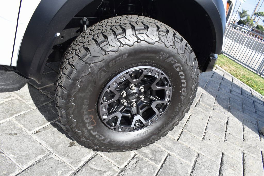 Used 2025 Ford F150 Raptor R w/ Equipment Group 803A Raptor R image 4