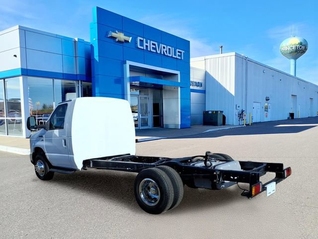Used 2012 Ford E-450 and Econoline 450 Super Duty image 6
