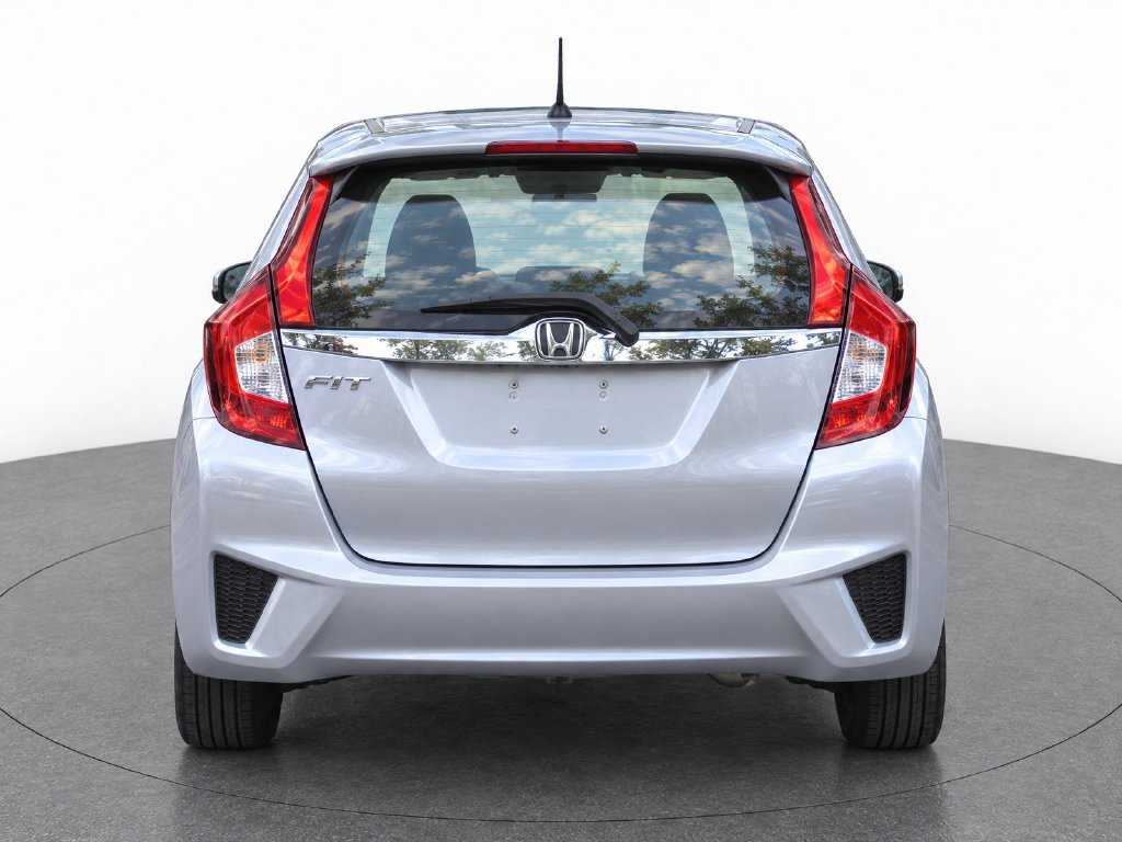 Used 2015 Honda Fit EX image 4