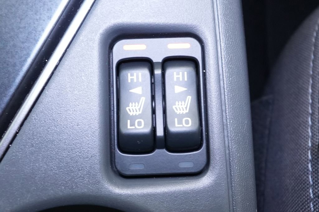 Used 2025 Subaru Crosstrek 2.0i Premium image 33