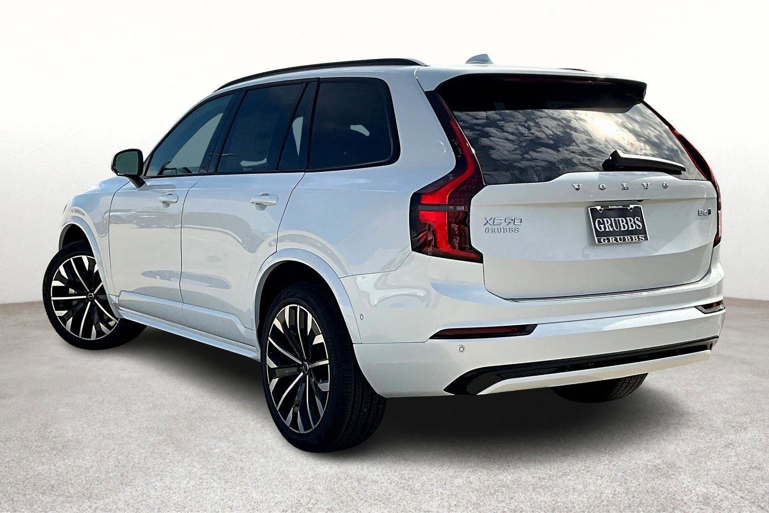 New 2026 Volvo XC90 B6 Ultra image 5
