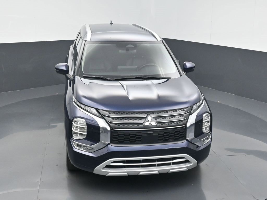 Used 2024 Mitsubishi Outlander SEL image 6