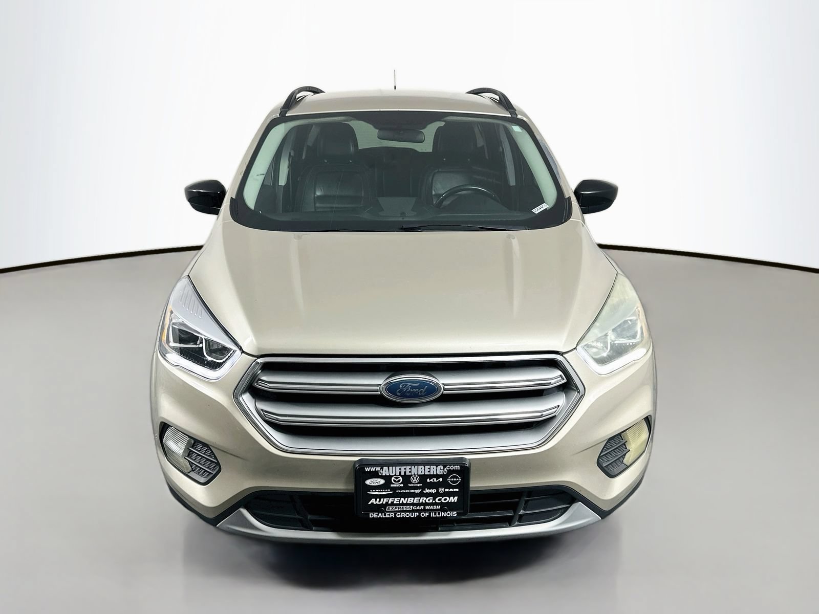 Used 2017 Ford Escape SE w/ SE Leather Comfort Package AWD/4WD image 2
