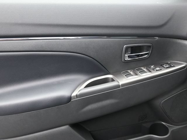 New 2026 Mitsubishi Outlander Sport SE AWD/4WD image 13