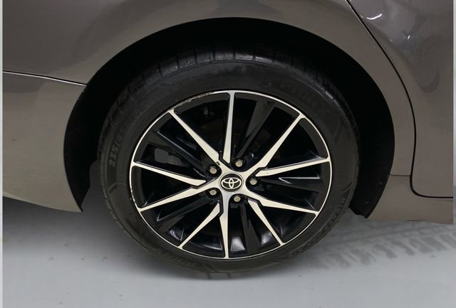 Used 2022 Toyota Camry SE FWD image 16