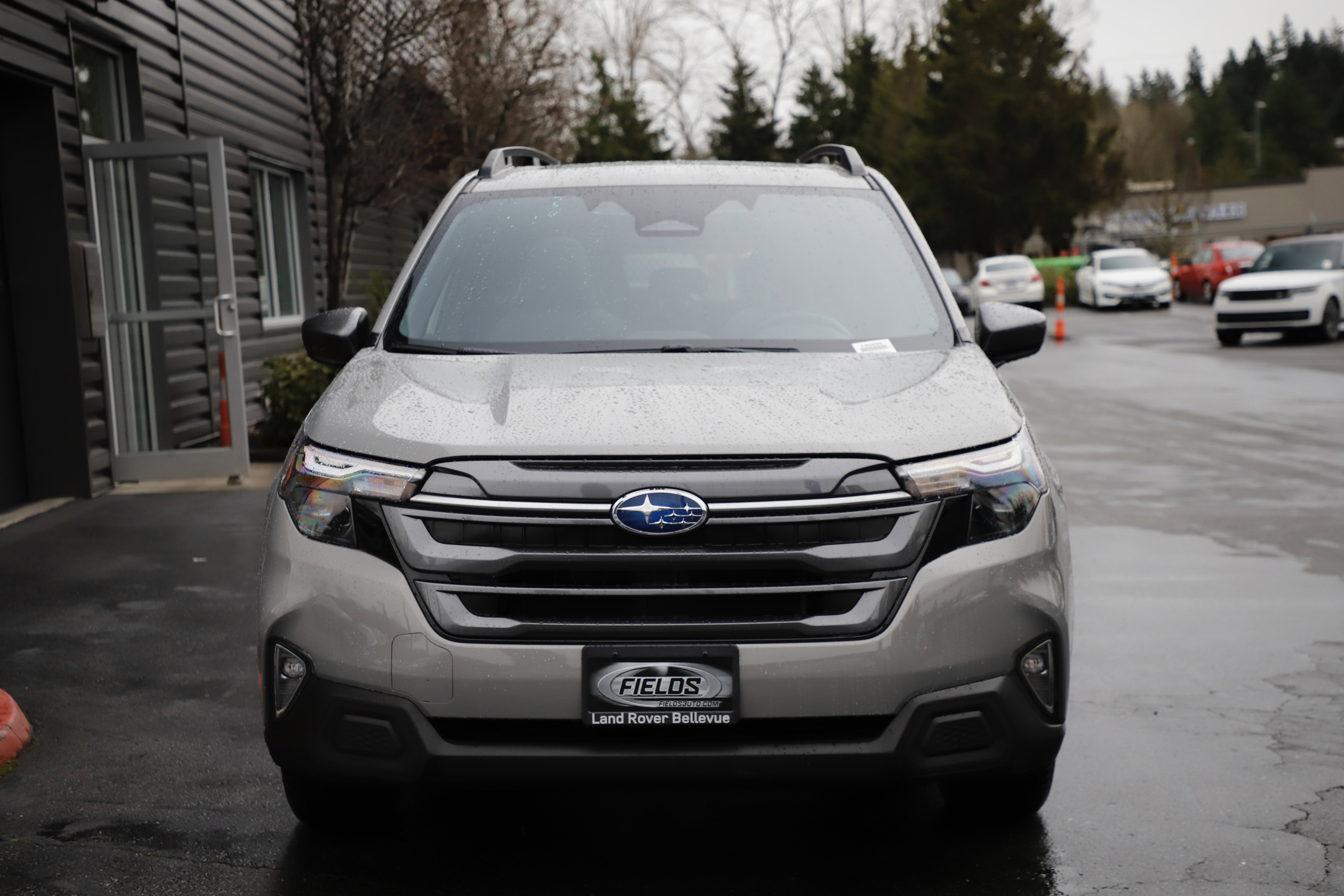 Used 2025 Subaru Forester Premium w/ Convenience Package #1 image 4