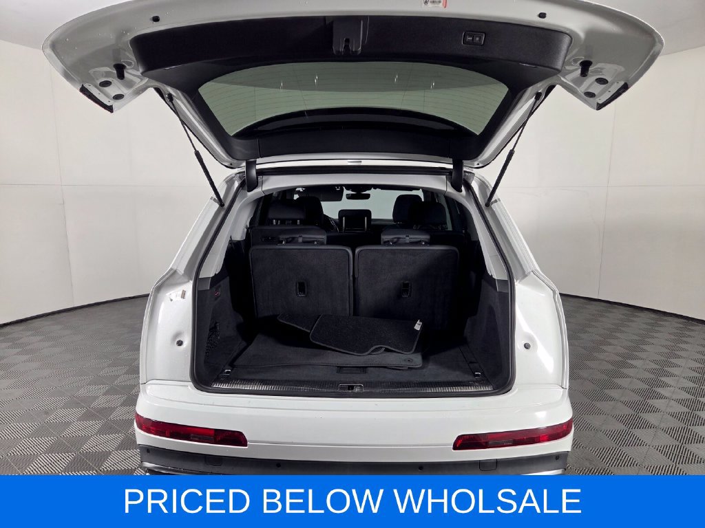 Used 2023 Audi Q7 3.0T Premium Plus AWD/4WD image 29