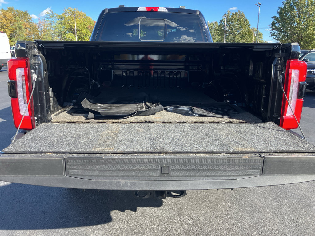 Used 2025 Ford F350 Platinum image 7