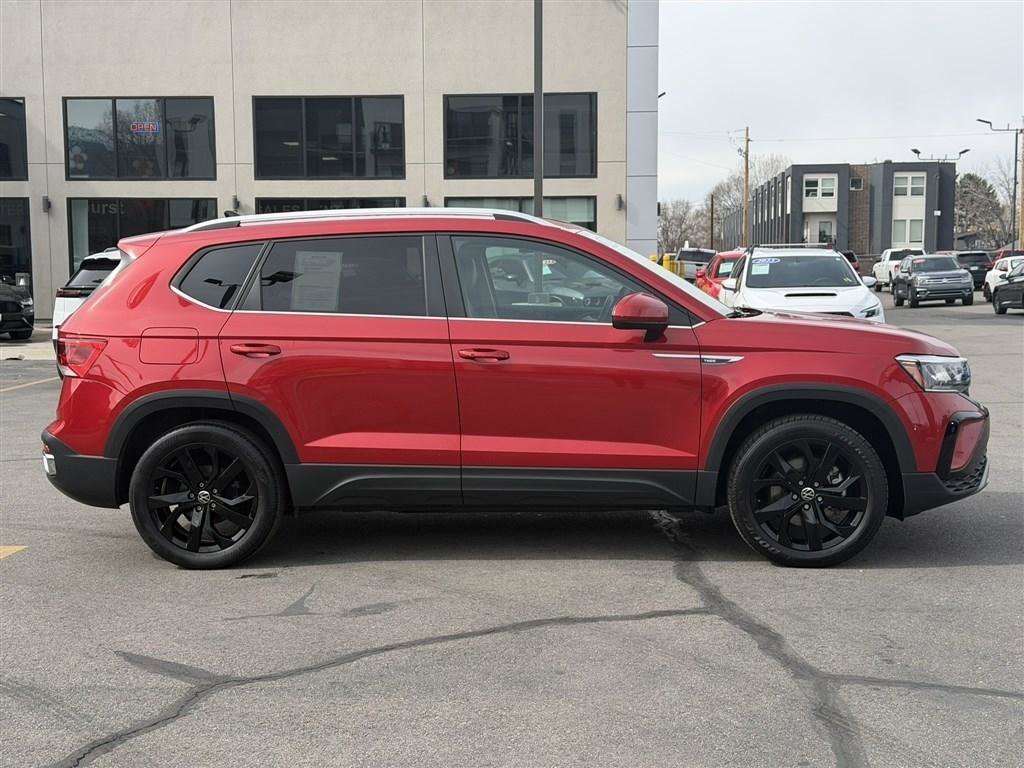 Used 2022 Volkswagen Taos SE image 8