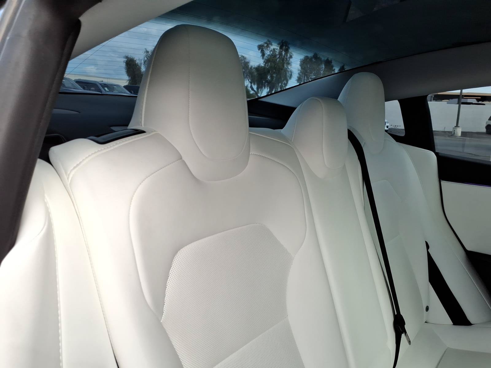 Used 2025 Tesla Model 3 Performance AWD/4WD image 15