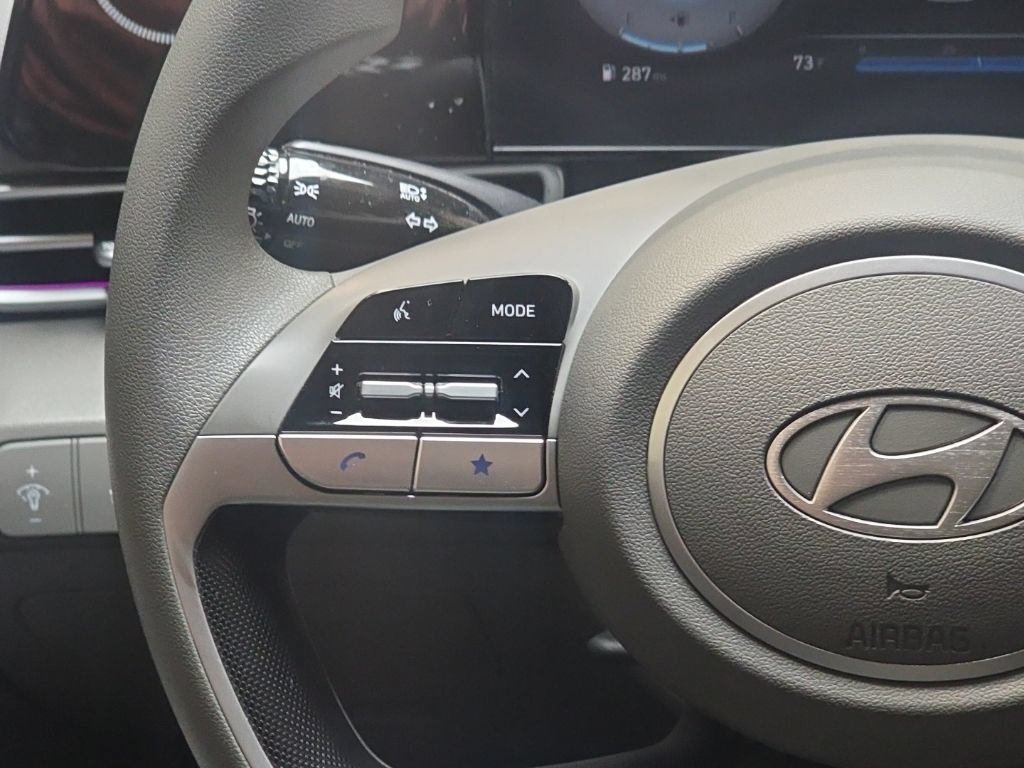 Certified 2024 Hyundai Elantra SEL FWD image 15