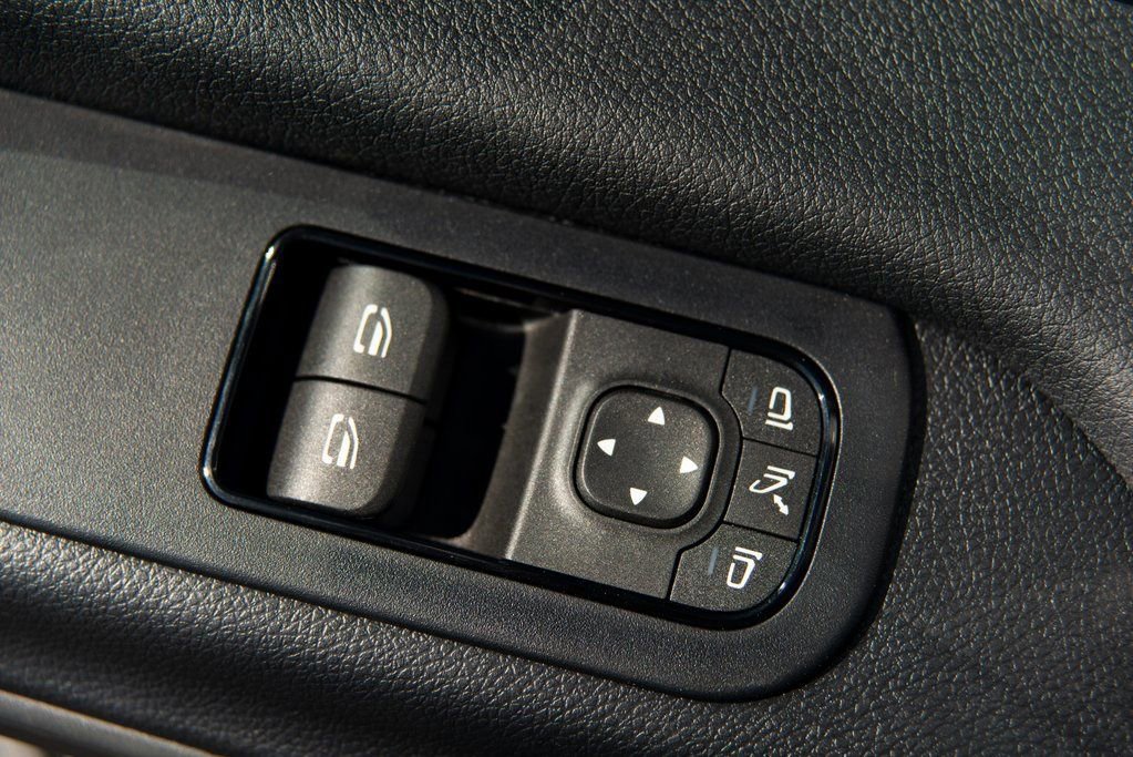 Used 2024 Mercedes-Benz Sprinter 144 Cargo image 24