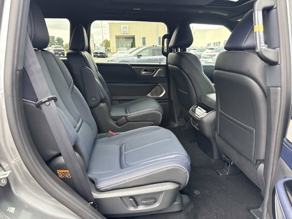 New 2027 INFINITI QX80 Sensory AWD/4WD image 22