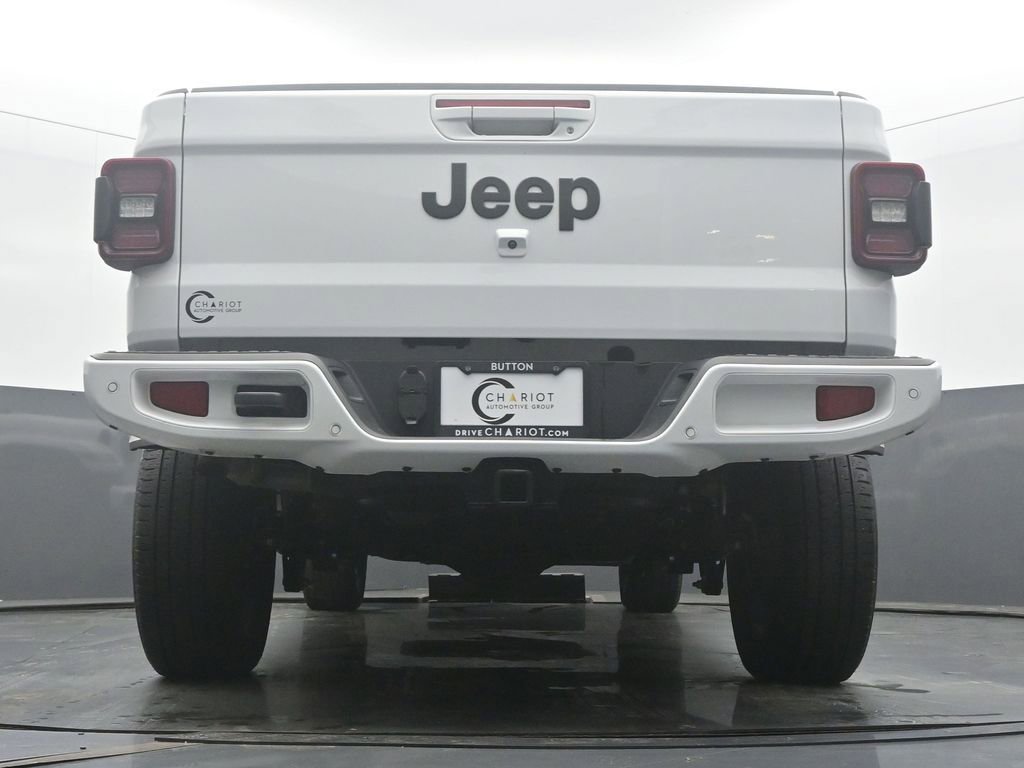 Used 2023 Jeep Gladiator Overland image 48