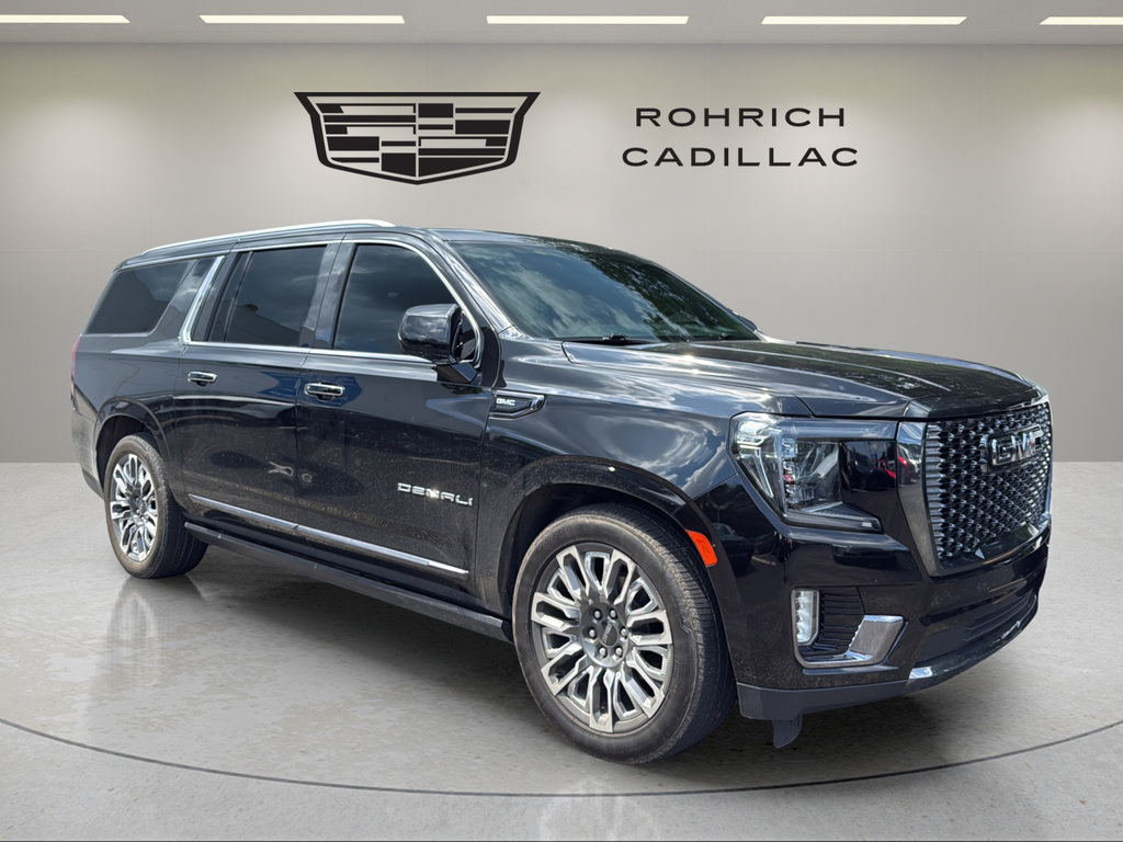Used 2024 GMC Yukon XL Denali Ultimate AWD/4WD video 3