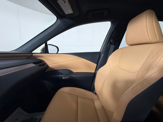 Used 2025 Lexus RX 350 Premium w/ Accessory Package (Z1) image 21