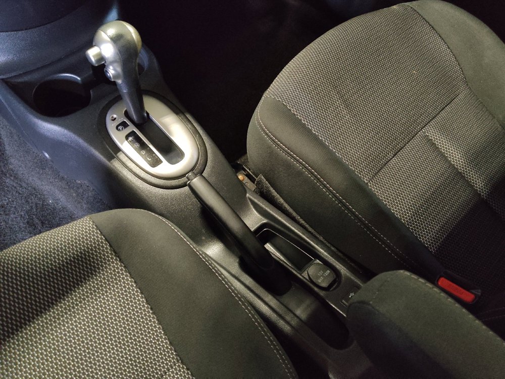 Used 2016 Nissan Versa SL image 26