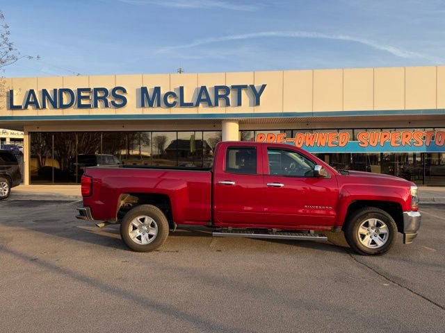 Used 2018 Chevrolet Silverado 1500 LT w/ All Star Edition image 3