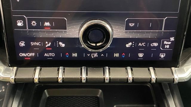 Used 2024 GMC Acadia Elevation image 37