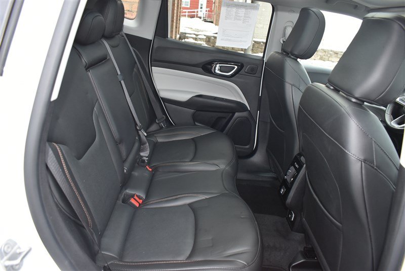 Used 2022 Jeep Compass Limited w/ Sun and Sound Group AWD/4WD image 32