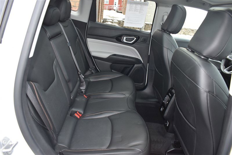 Used 2022 Jeep Compass Limited w/ Sun and Sound Group image 32