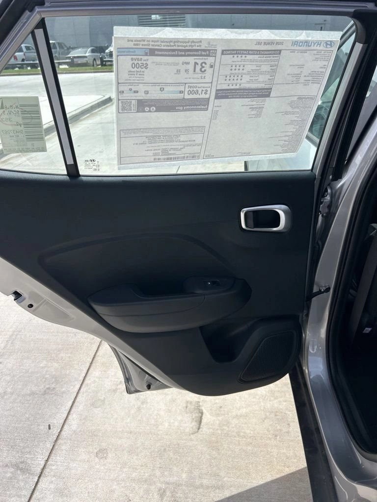 New 2026 Hyundai Venue SEL FWD image 10