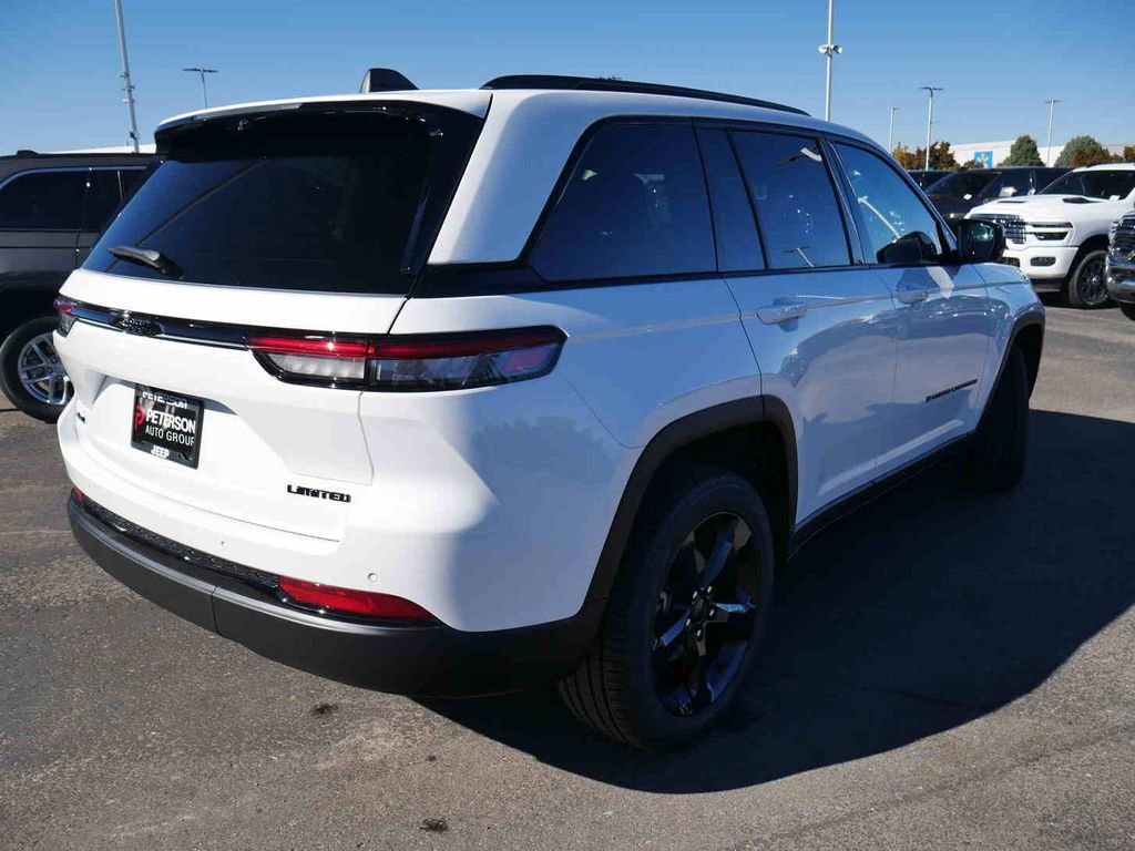 New 2025 Jeep Grand Cherokee Limited w/ Luxury Tech Group II image 20